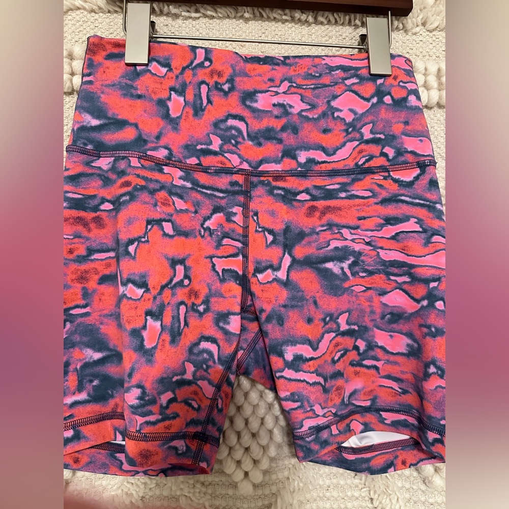 Lululemon wunder under shorts